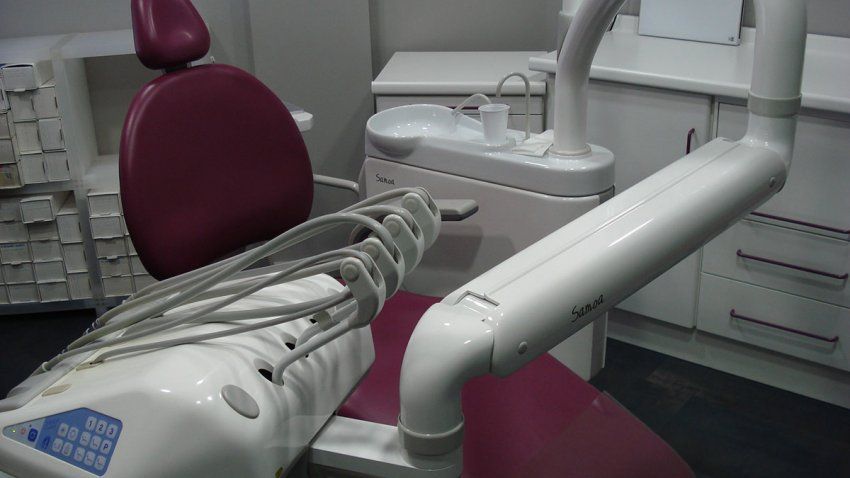 CLINICA DENTAL LEON