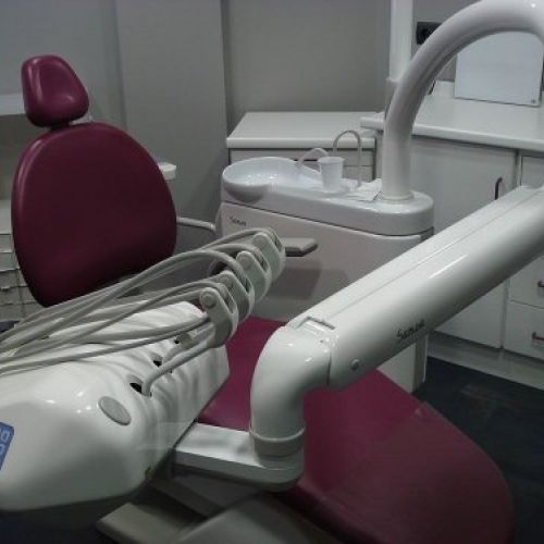 CLINICA DENTAL LEON